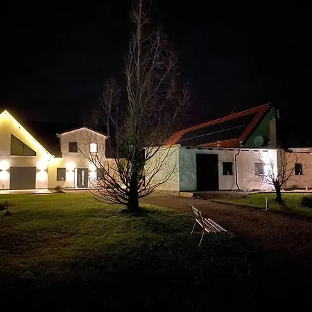 Schicke Im Gruenen Dreiheide