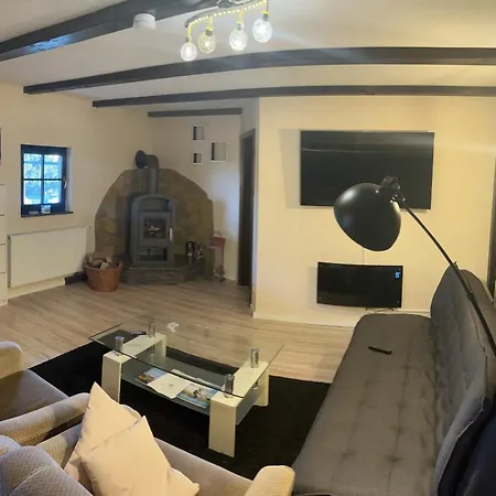 Apartment Schicke Im Gruenen Dreiheide